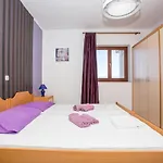 Апартаменты In - Insel Krk 13321 *